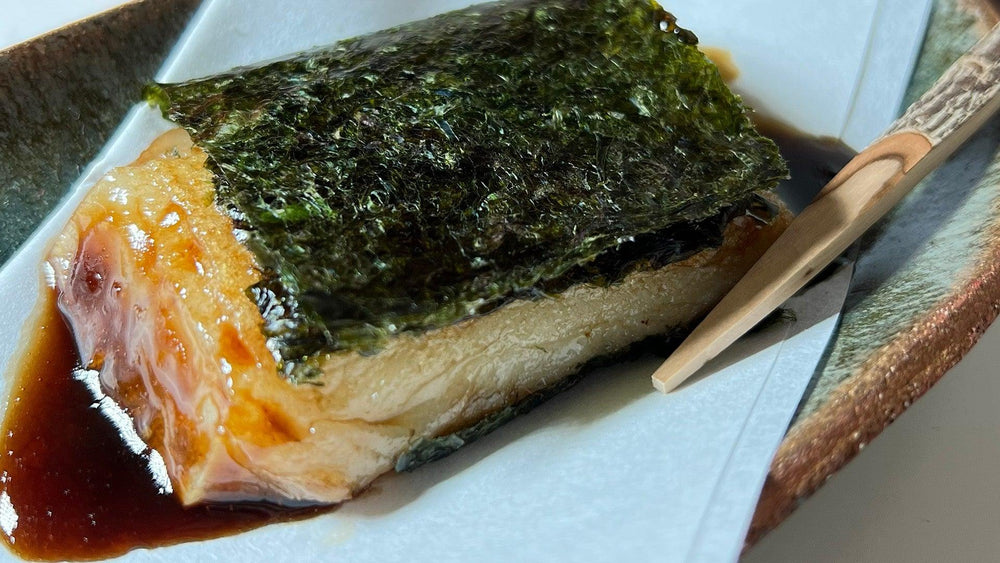 Ricetta: Isobe-yaki (Mochi Alla Griglia con Salsa di Soia e Zucchero)