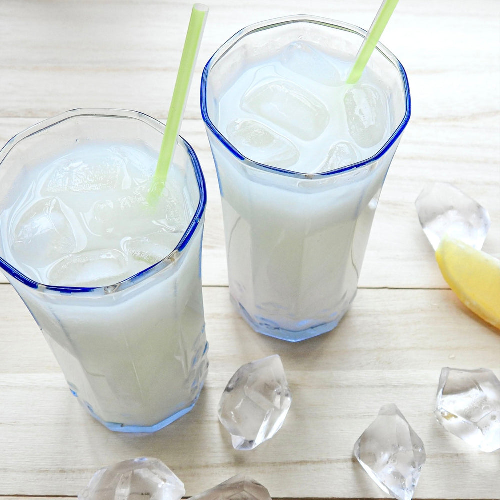 
                  
                    Calpis Concentrato 5 Volte In Bottiglia - Calpis | Todoku Japan. In bicchiere con ghiaccio
                  
                