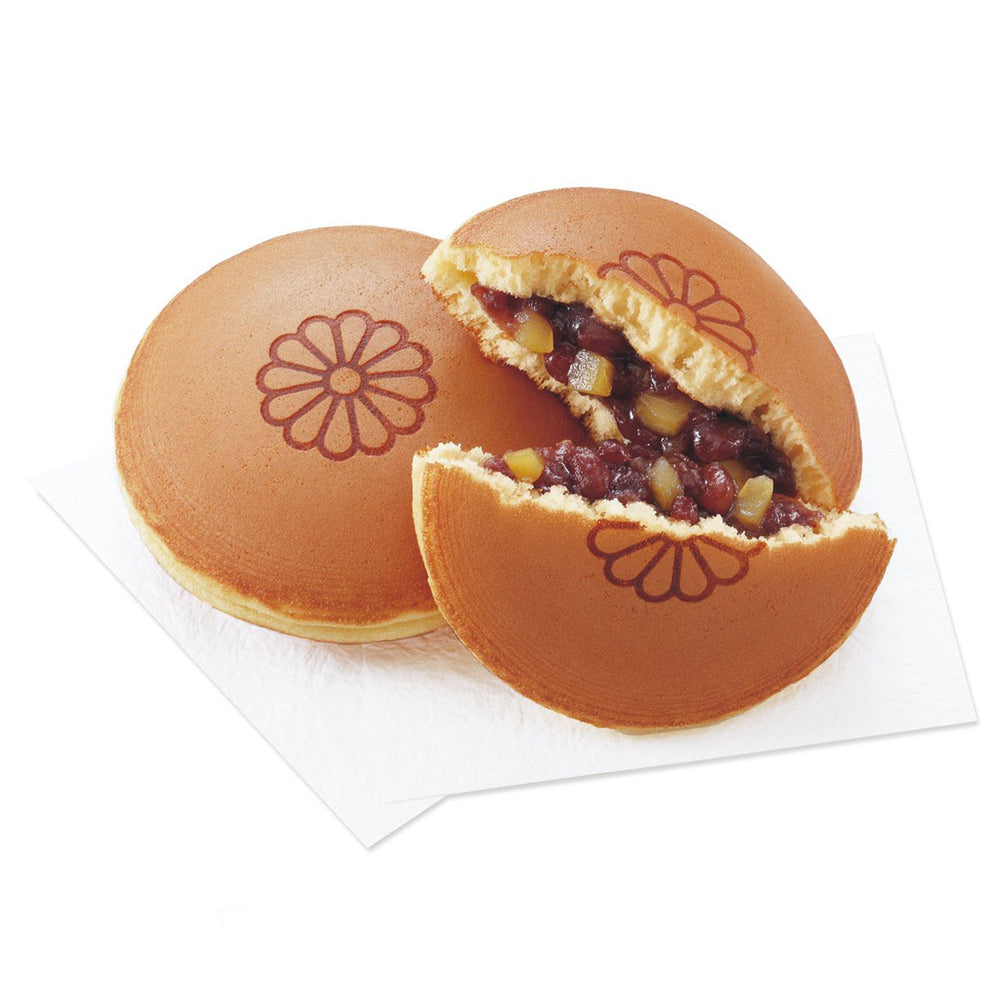 Dorayaki con Castagne dell'Hokkaido (Kuri Iri Dorayaki) - Marukyo (5pz). Ripieno del Dorayaki.