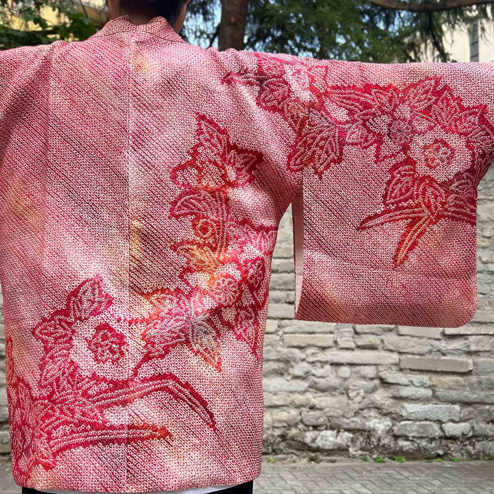 
                  
                    Haori D’Epoca In Seta Giacca Per Kimono Rosso - Todoku Japan
                  
                